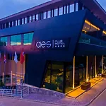 Hotel Aes Club