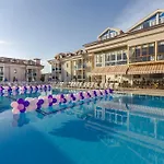 Hotel Aes Club