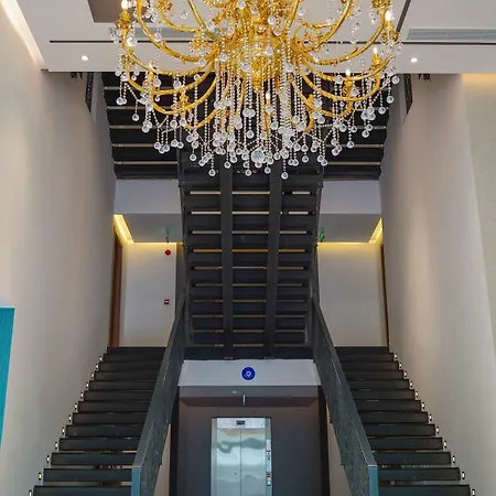 Aes Club מלון 4*