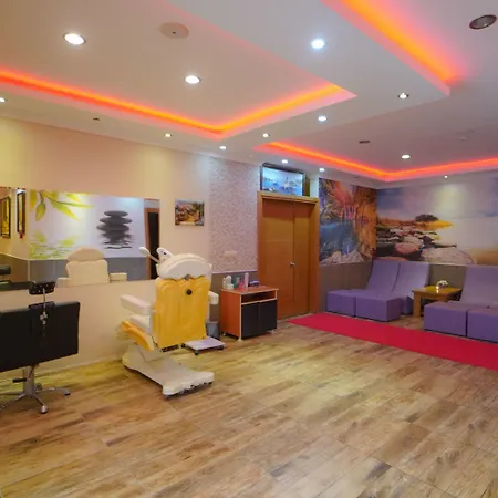 Hotel Aes Club 4*