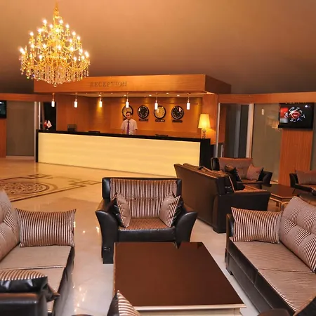 Aes俱乐部酒店 厄吕代尼兹