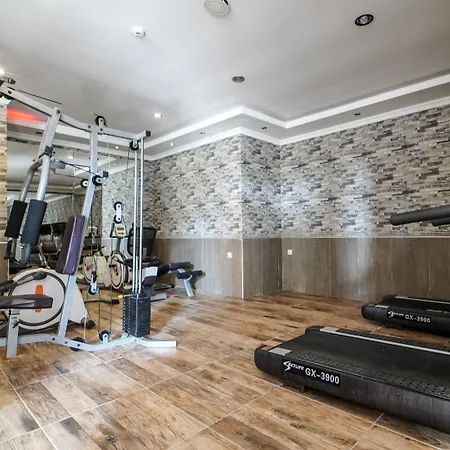 酒店 Aes俱乐部酒店 4*