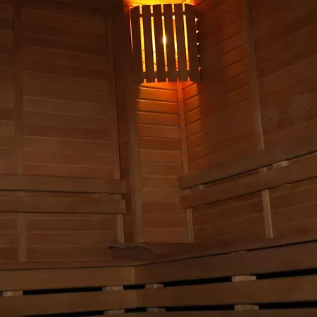 Aes俱乐部酒店 厄吕代尼兹