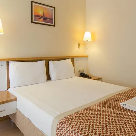 酒店 Aes俱乐部酒店 4*